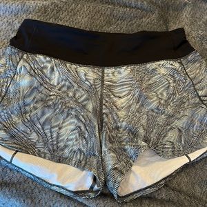 lululemon midrise speed up shorts